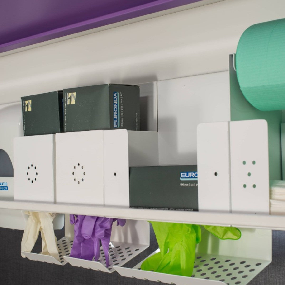 <strong>Edarredo Slim </strong> <br>moderner Wandschrank aus Stahl