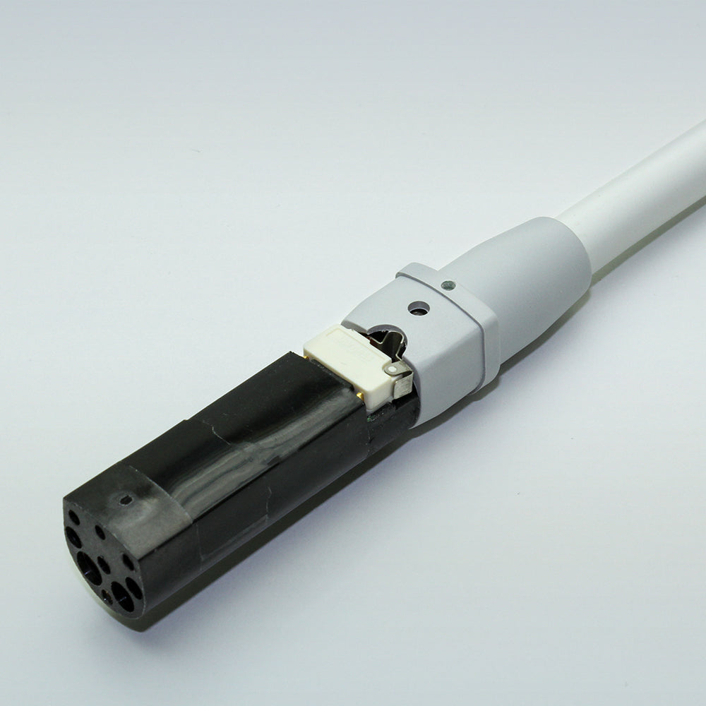 LUZZANI® Silikonschlauch 6F – Flexibler und langlebiger Silikonschlauch für Minilight® 6F INOX Funktionsspritze, bietet präzise Steuerung und hohe Qualität im Dentalbereich