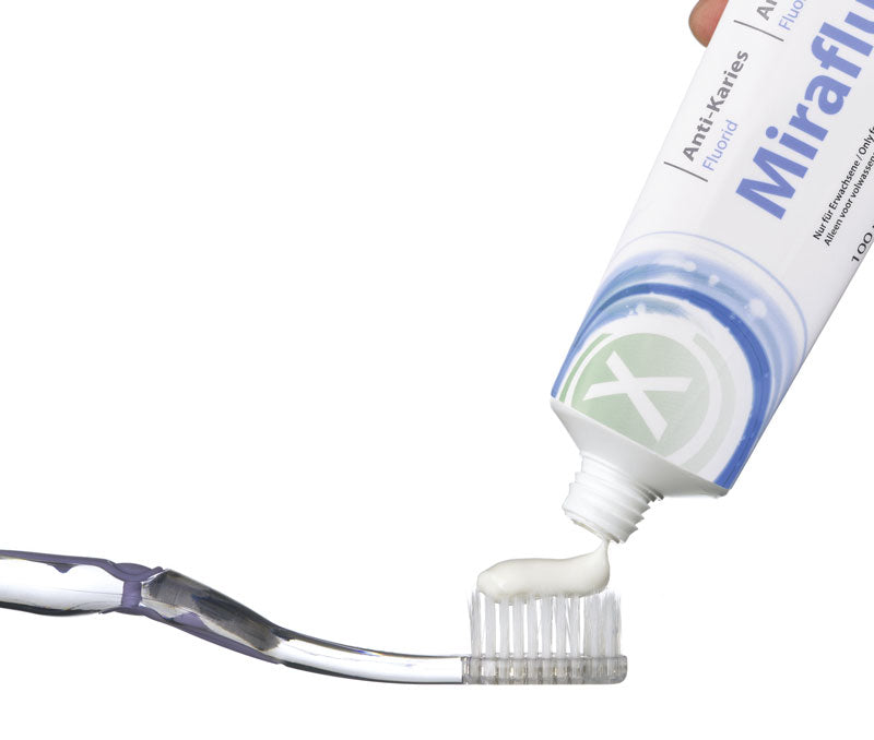 <strong>Miradent Mirafluor® C</strong><br>Hochwertige Fluoridzahncreme