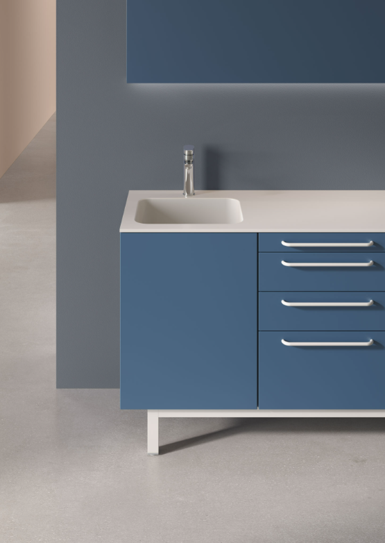 <strong>Edarredo Behandlungszeile aus hochwertigem Stahl</strong><br> e.04