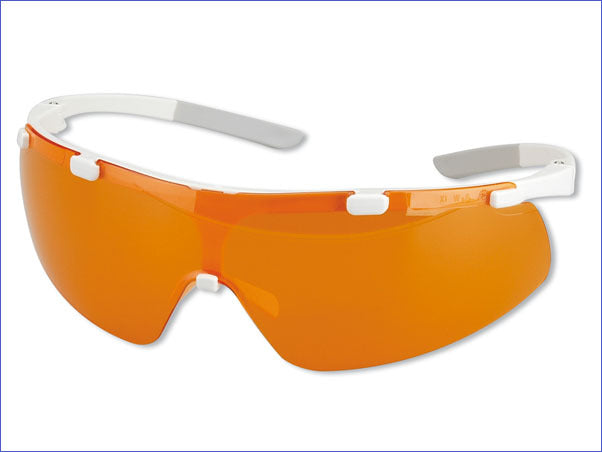 <strong>Hager & Werken iSpec® Slim Fit UV</strong><br>uvex UV-Schutzbrille