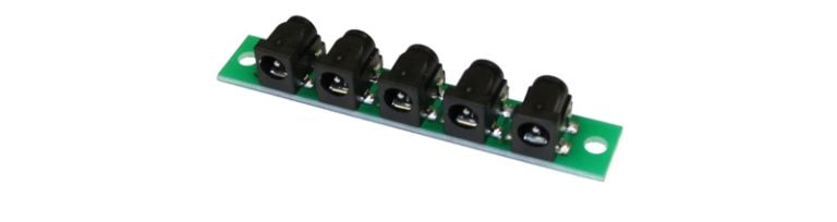 <strong>Infratronic Niedervolt-Verteiler für IT 500 / 1000 Euro-2</strong><br> Verteiler für 4 Hygienespender