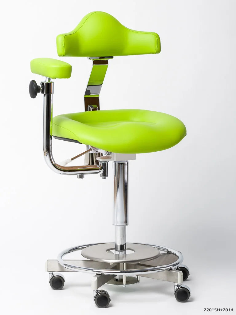 Jörg & Sohn Coburg Dentalift 22015: Zahnärztlicher Arbeitsstuhl mit ergonomischem Design, gepolsterten Armlehnen und einer verstellbaren Rückenlehne, geeignet für eine komfortable Behandlung und optimale Unterstützung in der zahnärztlichen Praxis oder Büro
