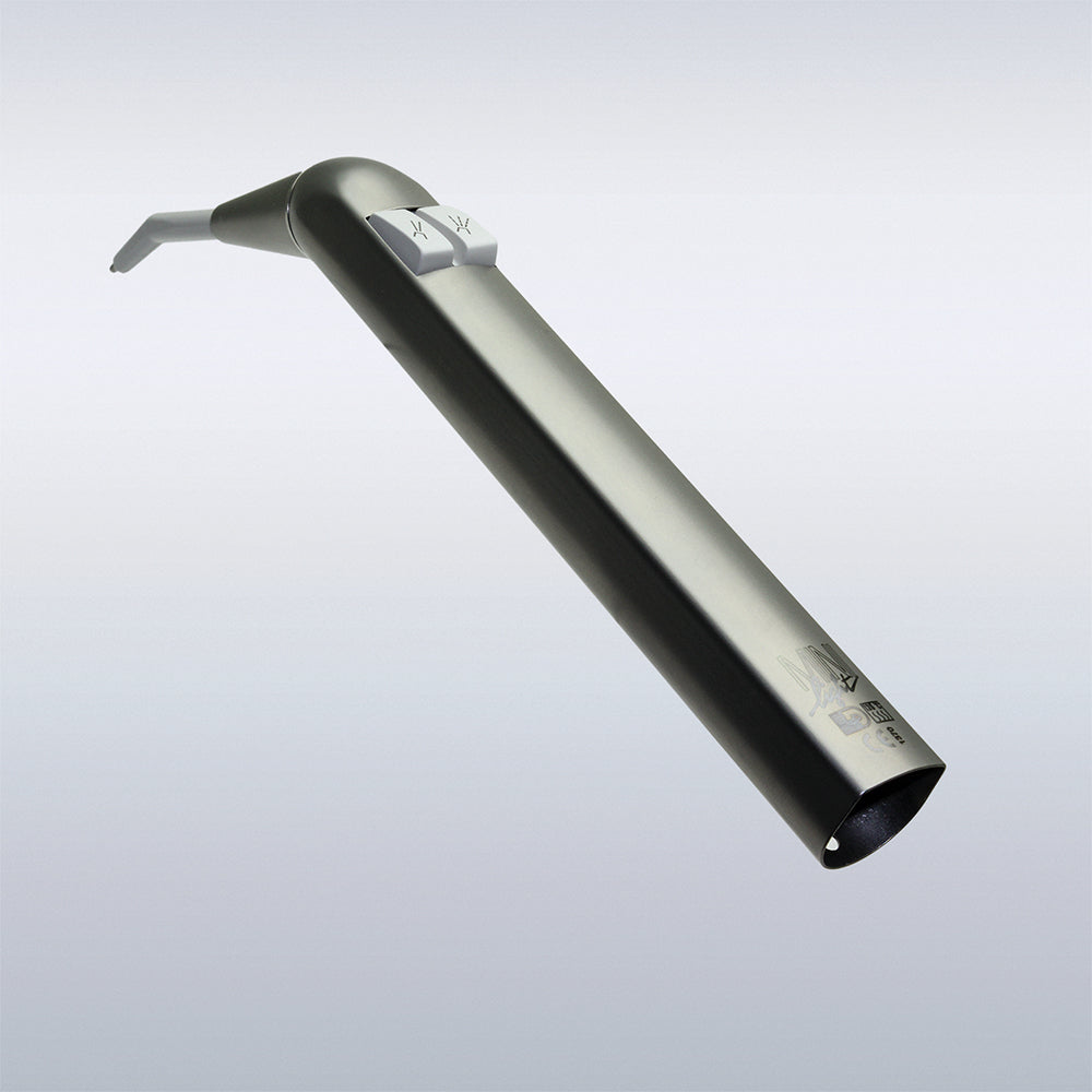 LUZZANI® Griffhülse INOX abgewinkelt MINILIGHT® 3F/6F – Ergonomische abgewinkelte Griffhülse aus INOX-Stahl für MINILIGHT® 3F und 6F Funktionsspritzen im Dentalbereich