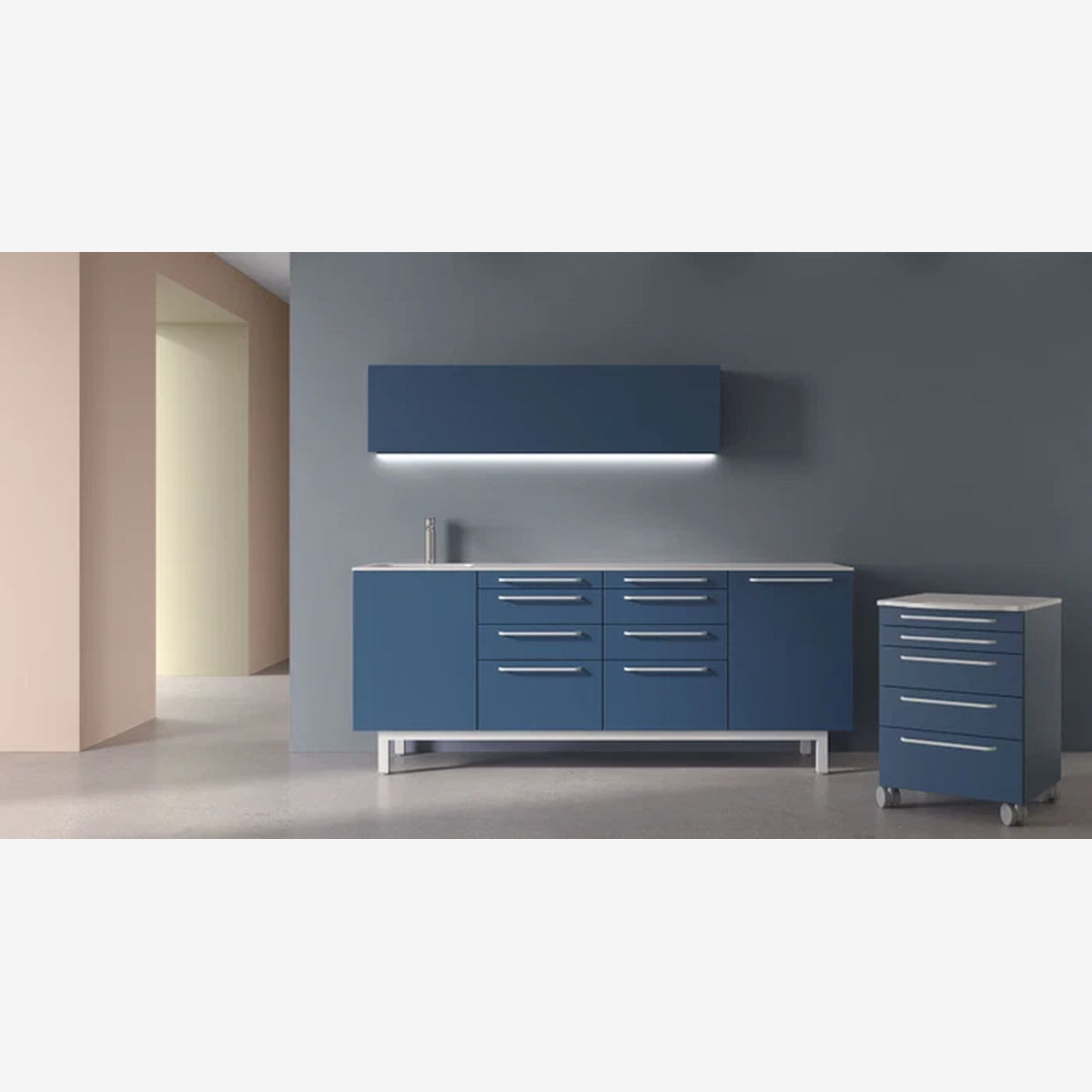 Edarredo Behandlungszeile aus hochwertigem Stahl Kollektion e.04